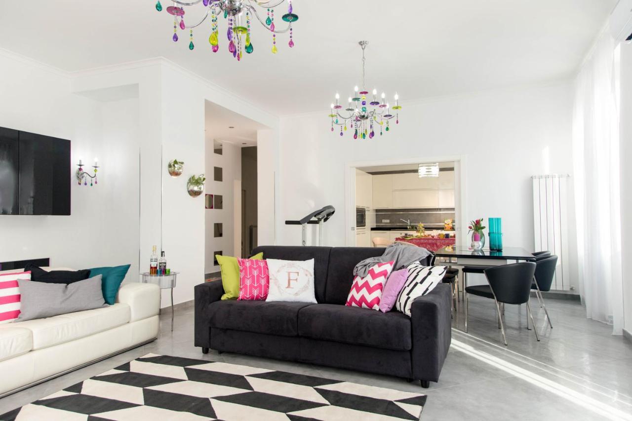Ferdinando Arthouse Oversized Modern Apartment - By Gocce Team Napoli Eksteriør bilde